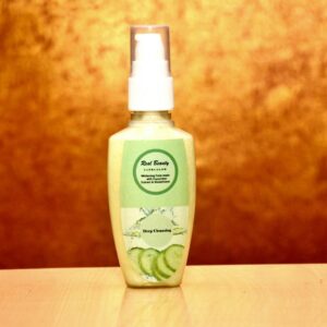 Ultra  Glow Whitening Face Wash With Cucumber Extract